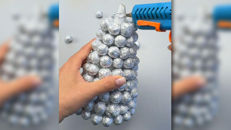 DIY Foil Christmas Trees Are a Game Changer