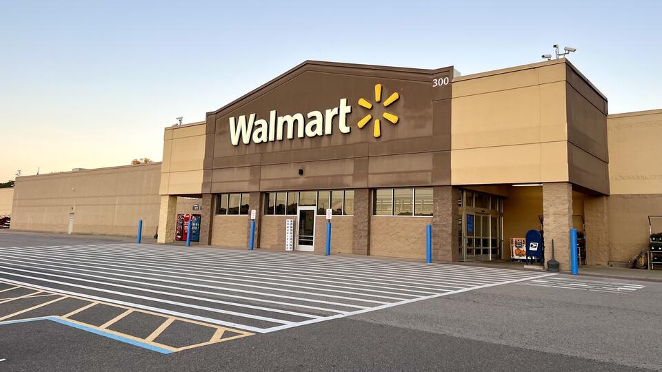 ChatGPT Reveals Walmart Shopping Secrets
