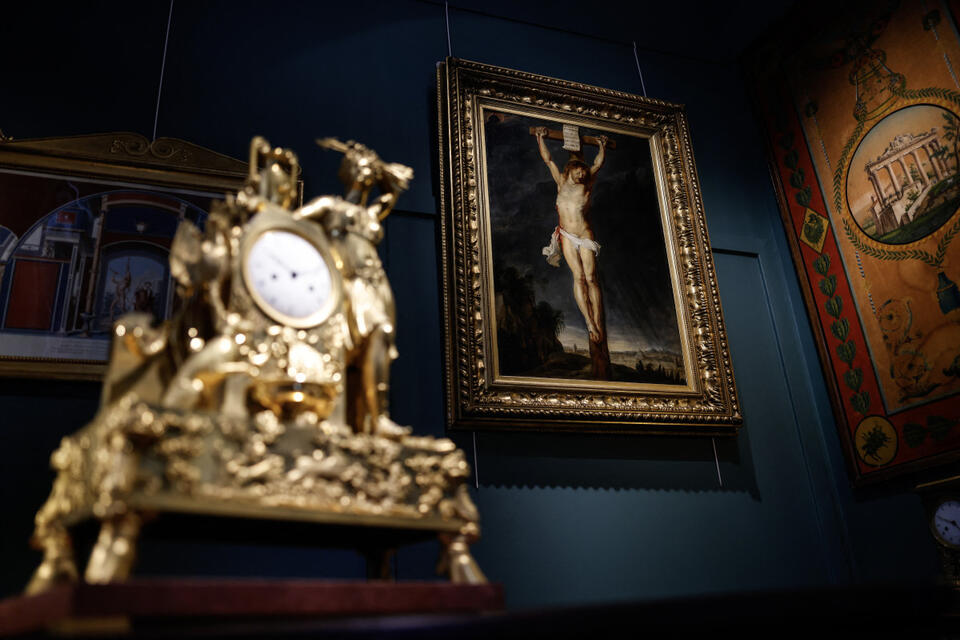 Rubens' Jesus Painting Drama Unfolds 🎨