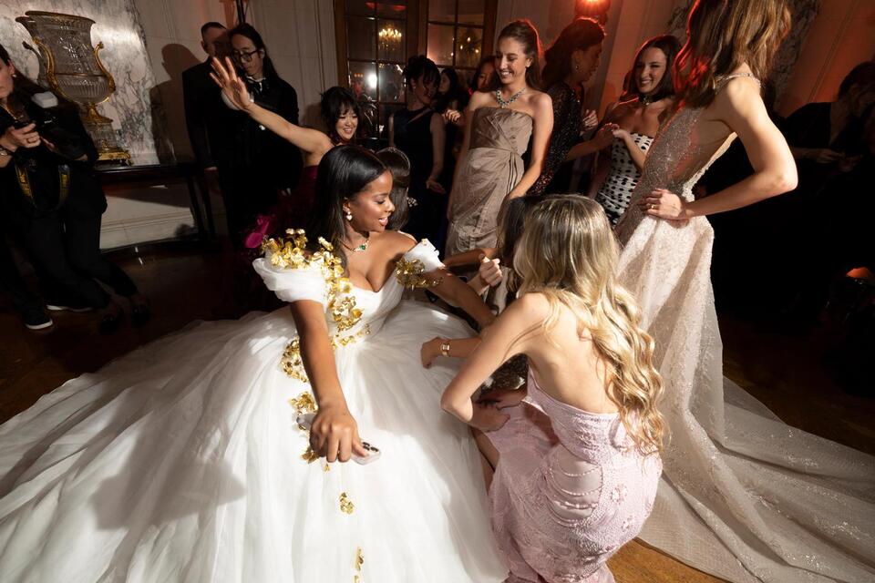 Angela Bassett’s Daughter’s Parisian Princess Moment