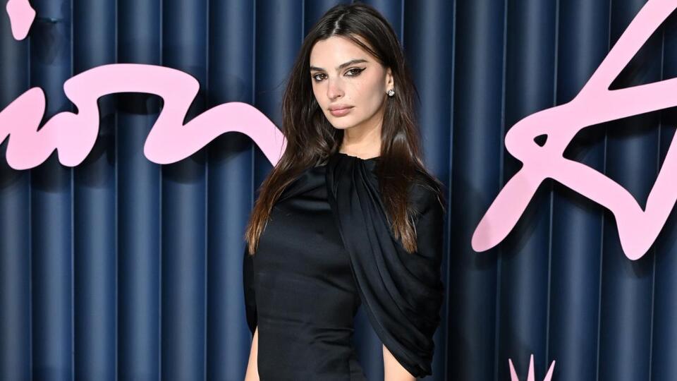 Emily Ratajkowski’s Minidress Moment