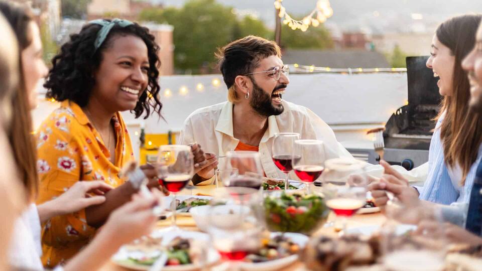 Would You Walk Out Over a Dinner Bill?