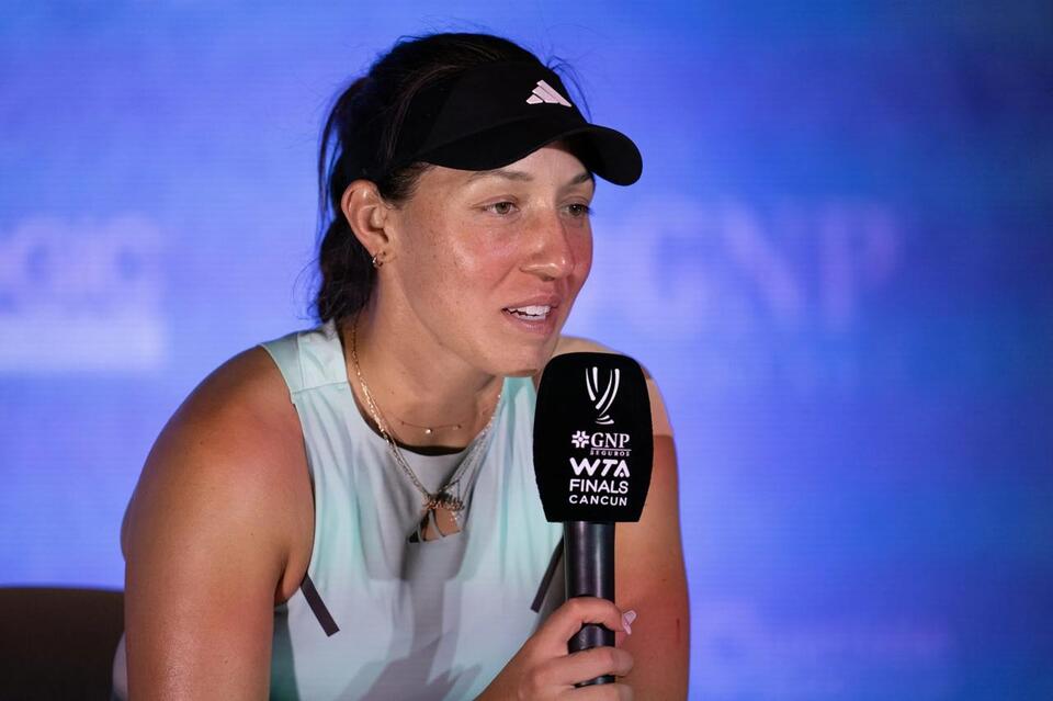 Pegula Family’s Off-Court Win: Kelly Engaged!