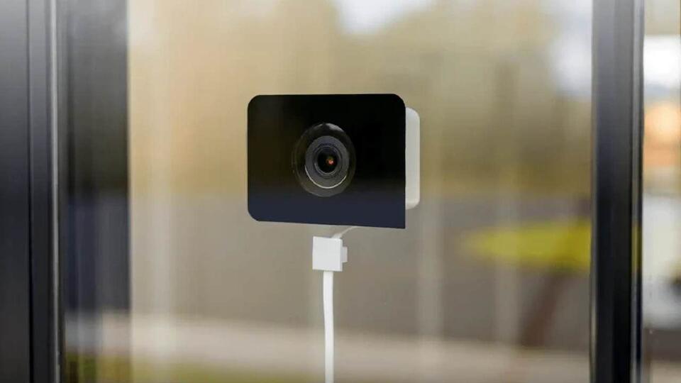 Would You Trust a Stick-On Security Cam?