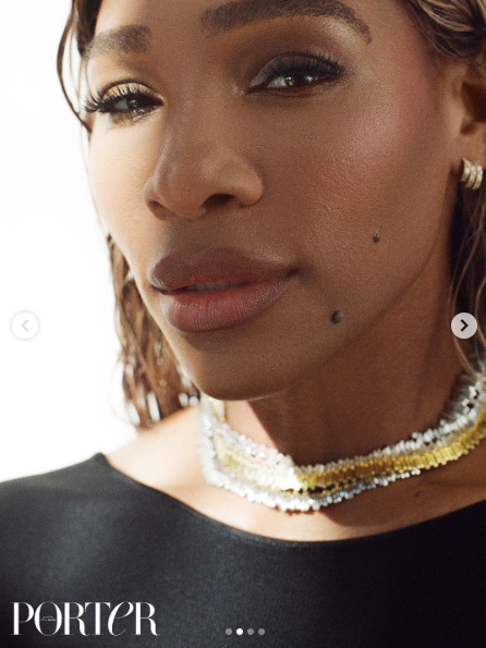 Serena Williams’ Poolside Power Move