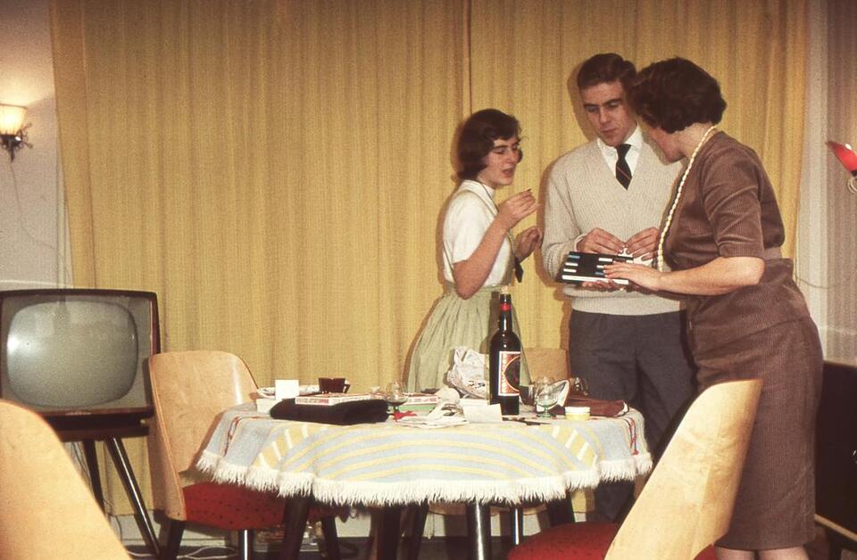 ’70s Holiday Traditions That’d Shock Us Now