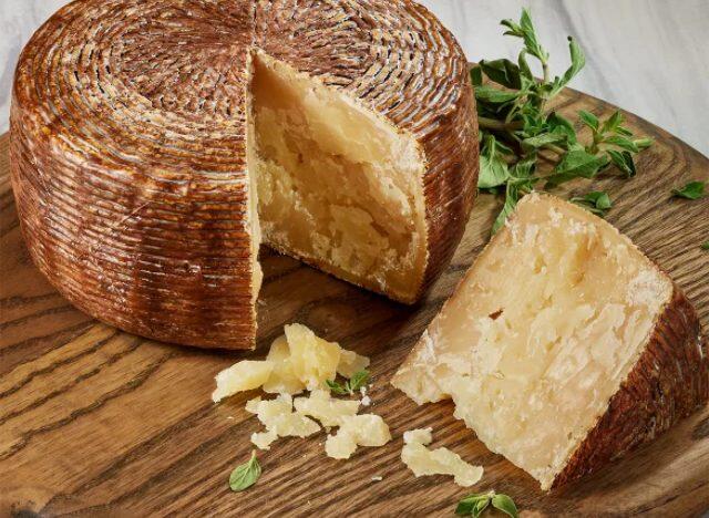 Costco’s Holiday Price Drops: Snack & Save!