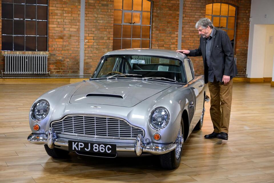 From Rust Bucket to £1M Bond Car!