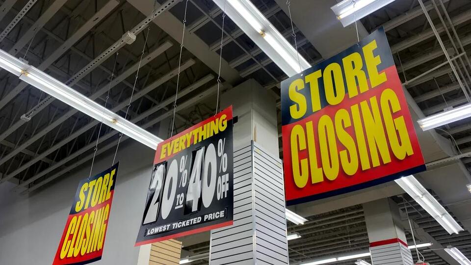 Furniture Store Closings = Big Savings?