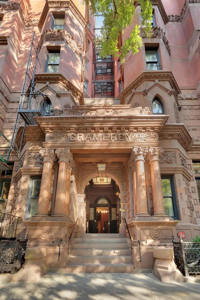 NYC penthouse price drop stuns locals