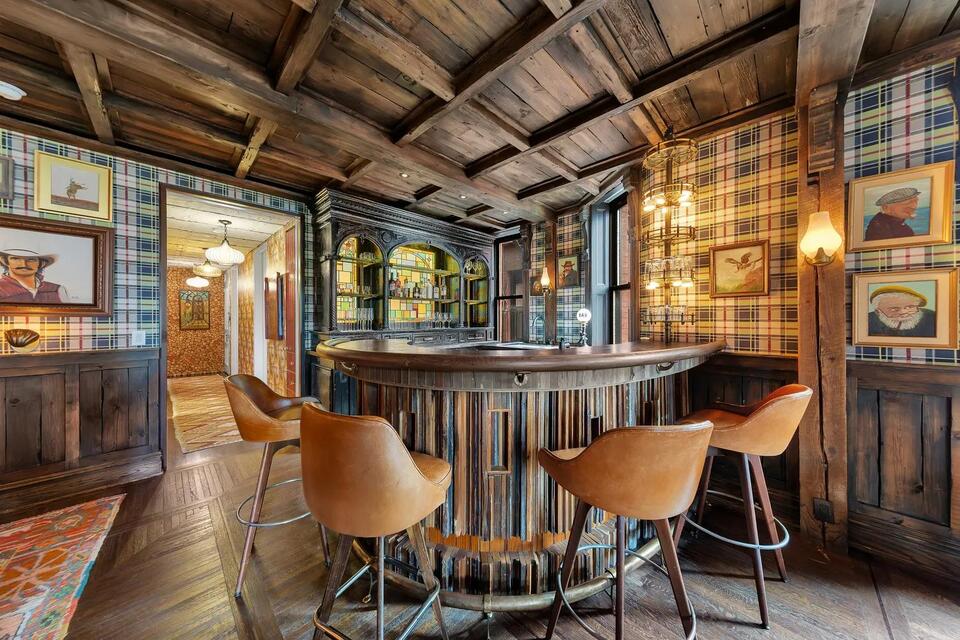 NYC penthouse price drop stuns locals