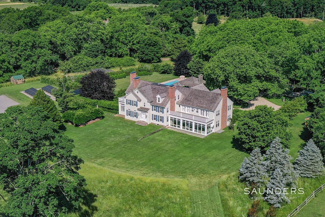 Alec Baldwin’s Hamptons dream home relisted