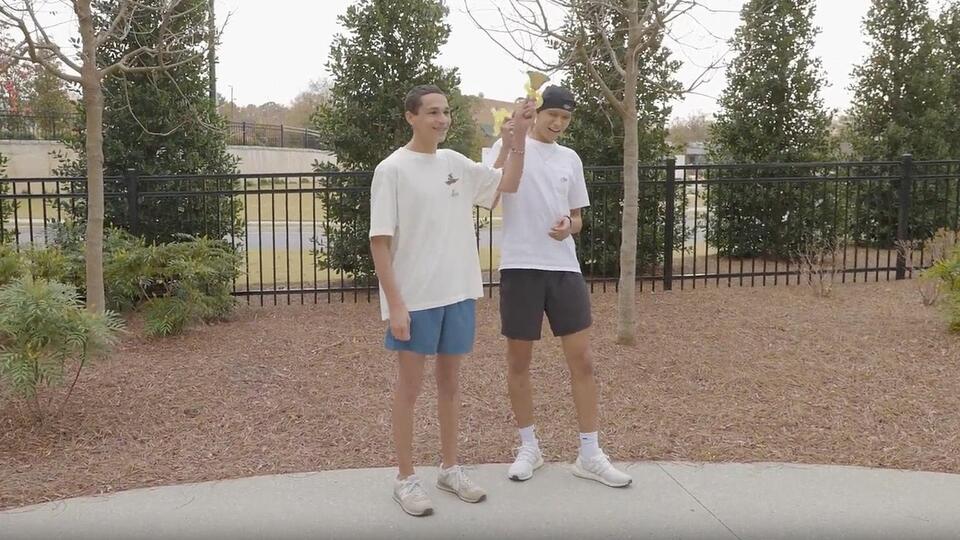 Best friends ring cancer bell together in Atlanta