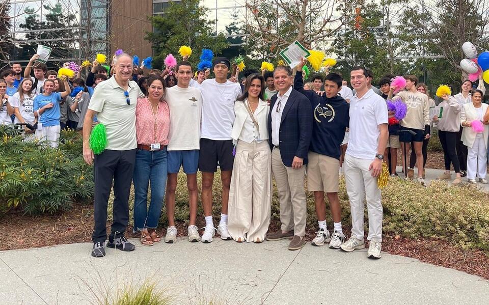 Best friends ring cancer bell together in Atlanta
