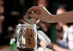 Vegas hotel breakfast receipt leaves diners fuming