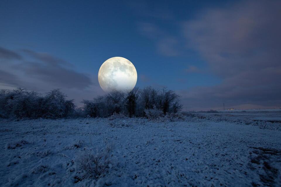 December 2025 Full Cold Supermoon Vibes