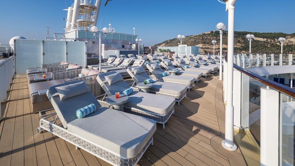 Norwegian’s Adults-Only Vibe Club Expands