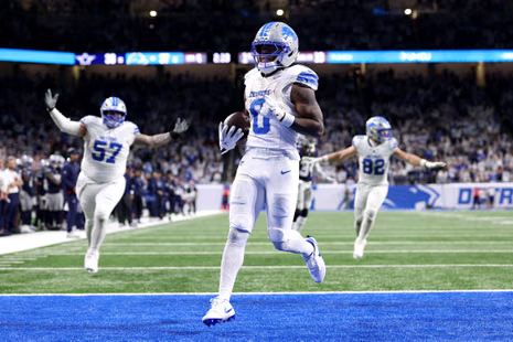 Lions’ Jahmyr Gibbs Ties Barry Sanders’ Touchdown Record