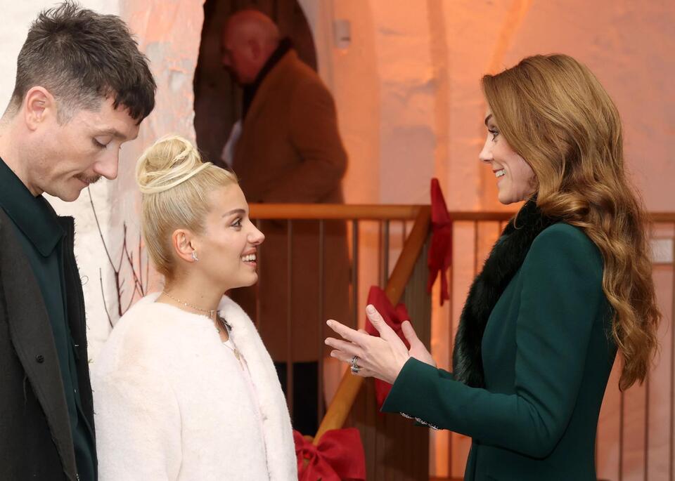 Princess Kate & Kate Winslet’s Carol Concert Twist 🎄