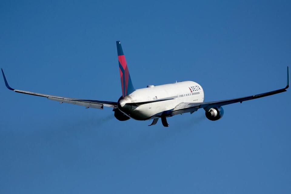 When Your Flight Becomes a Surprise Irish Vacation