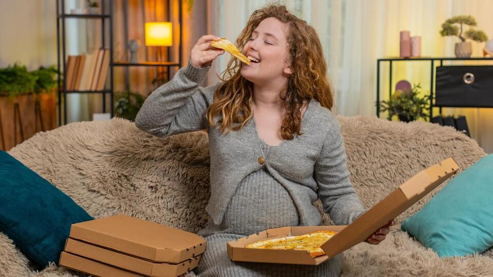 Pregnancy Cravings: Husband's Pizza Panic