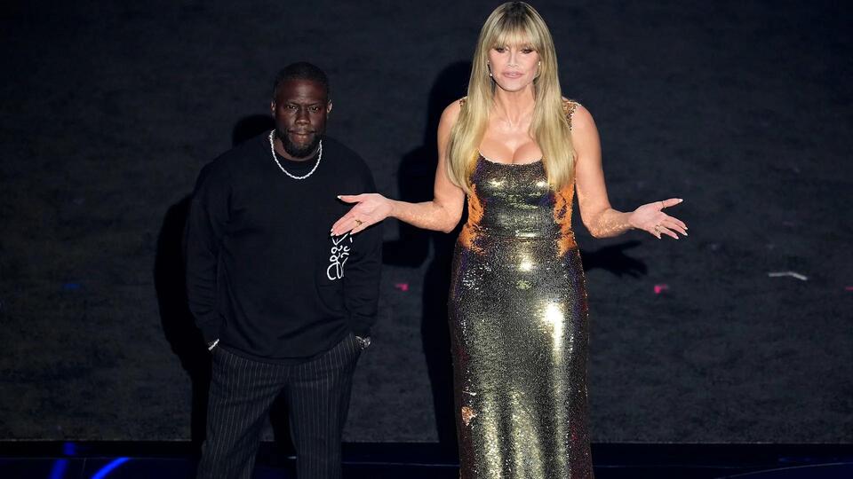 World Cup Draw: Fans Cringe at Hollywood Show