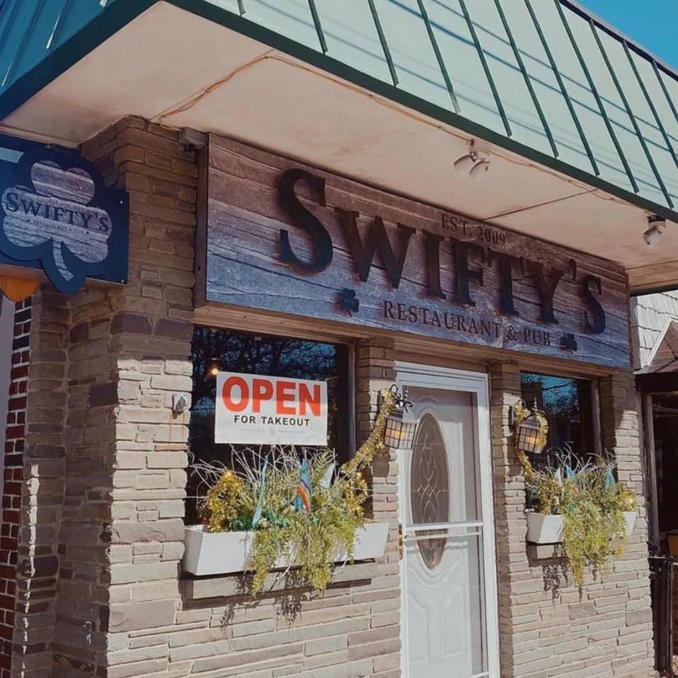 Albany rallies for Swifty’s workers after closure