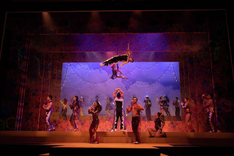 Albany’s weekend: Comedy legends, tree lightings & holiday magic