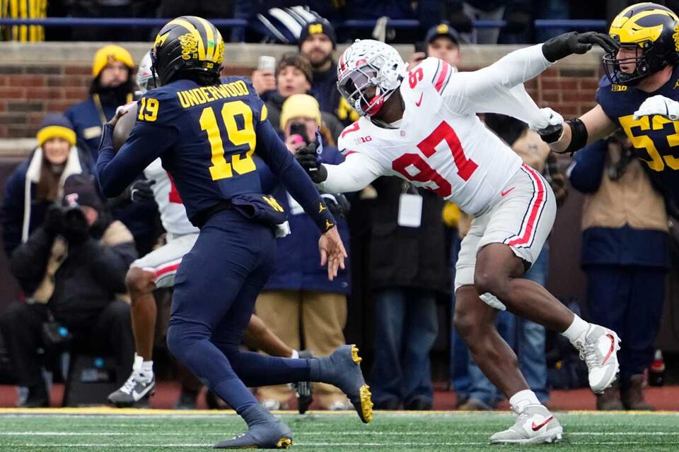 Michigan stuns Georgia, lands 4-star WR