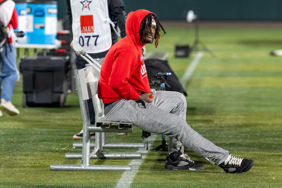 Auburn’s new star linebacker is all in