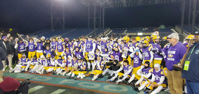 Avon’s repeat state win electrifies Canton