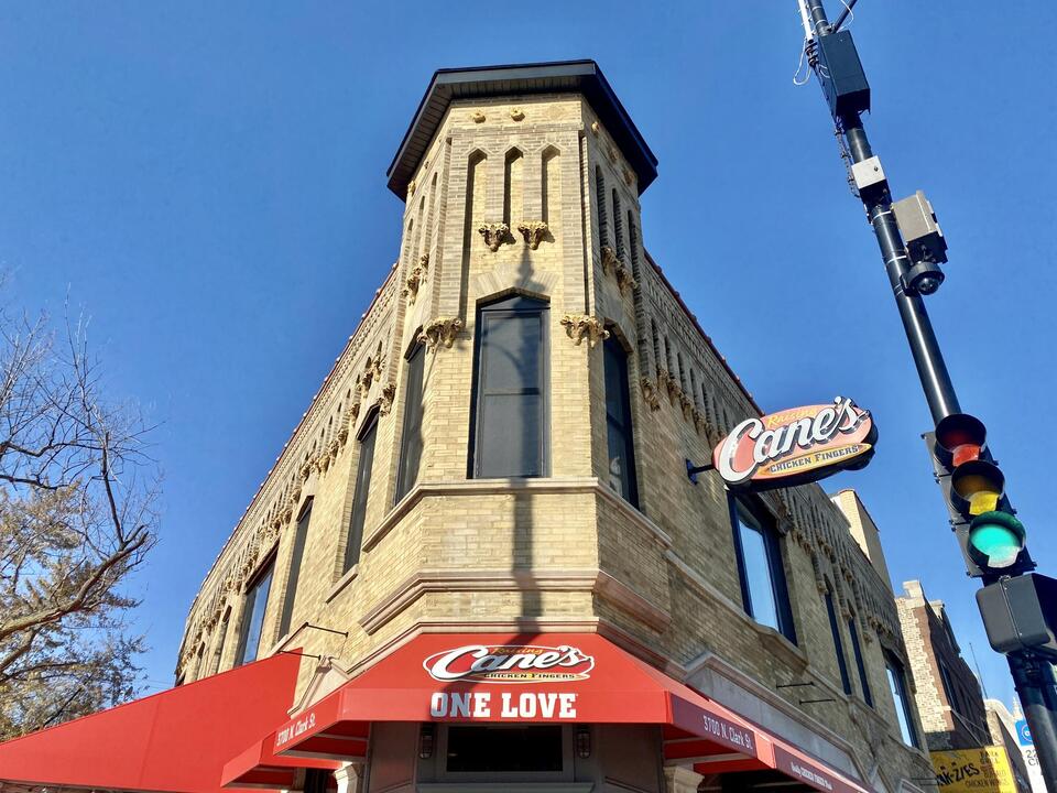 Late-night chicken cravings? Gunbarrel’s got you