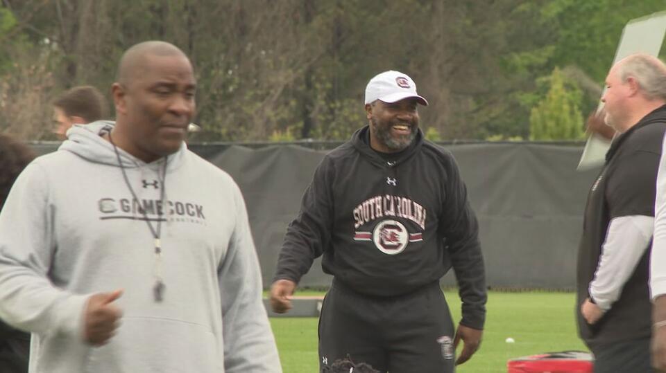 Shakeup in Gamecocks football coaching staff