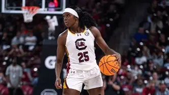 Gamecocks edge Louisville in a wild finish