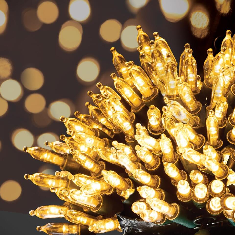 Stop Making These Tree-Decorating Mistakes!