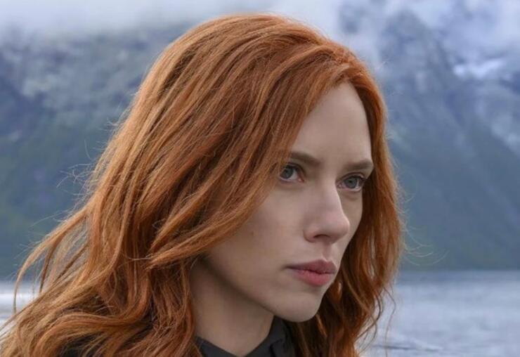 Scarlett Johansson x Robert Pattinson?! 🦇