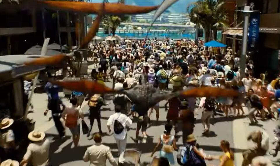 Background Extras Who Stole the Spotlight 🎬