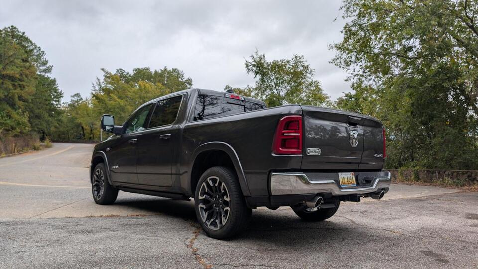 Ram Hemi V8 Is Back—And It’s a Vibe