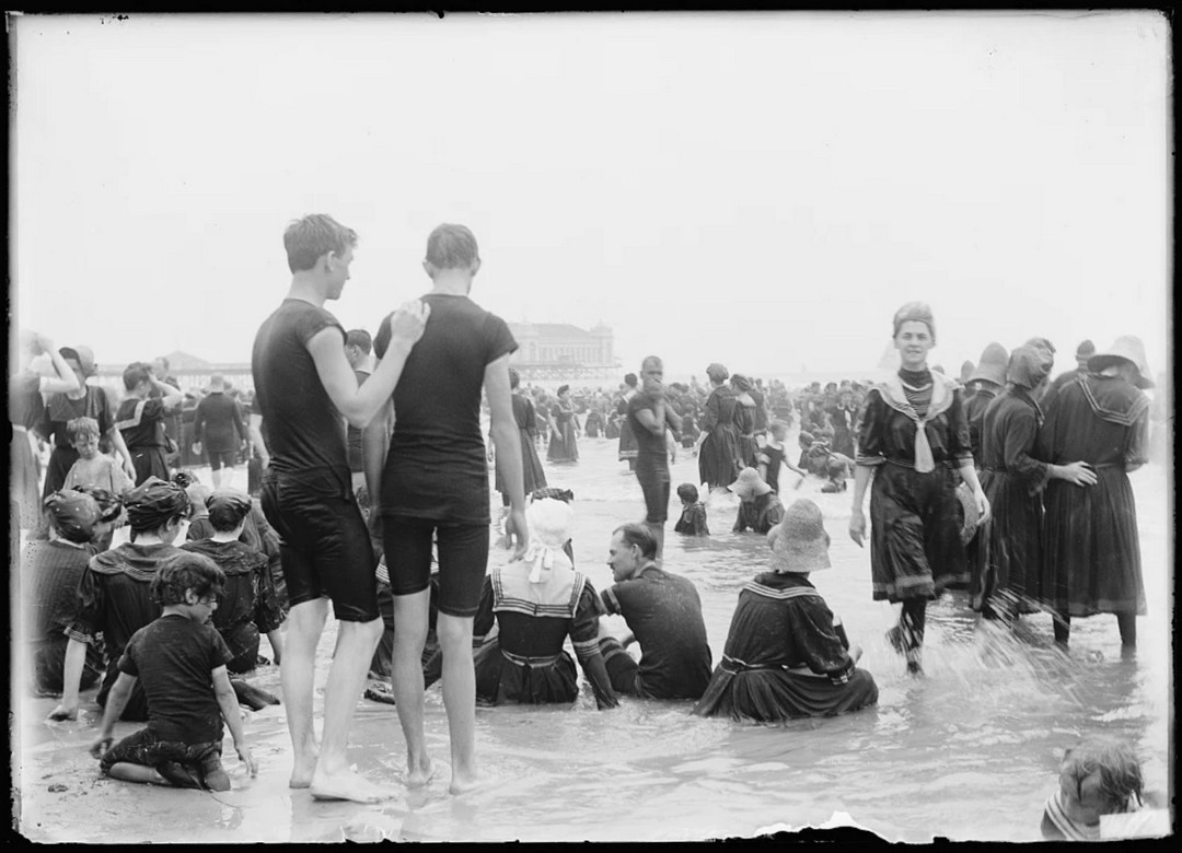 This is what people called "a day at the beach" back in 1900.