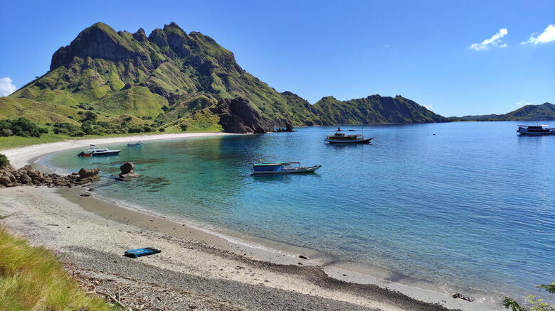 Padar Island: Insta vs Reality