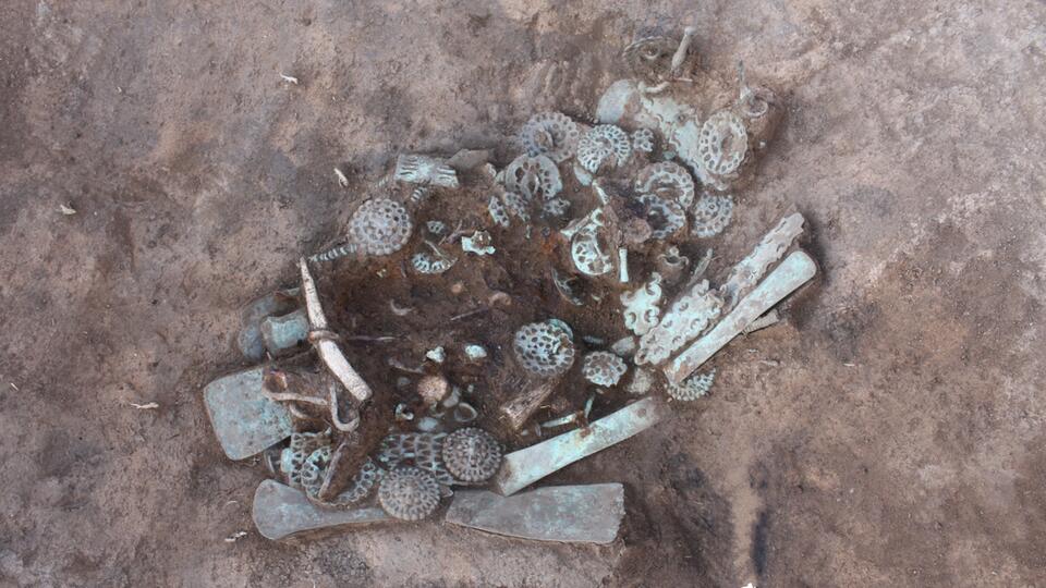 Ancient Russian Ritual Site Loaded With Bling