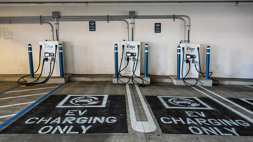 EV Hype Fizzles After Tax Credits End