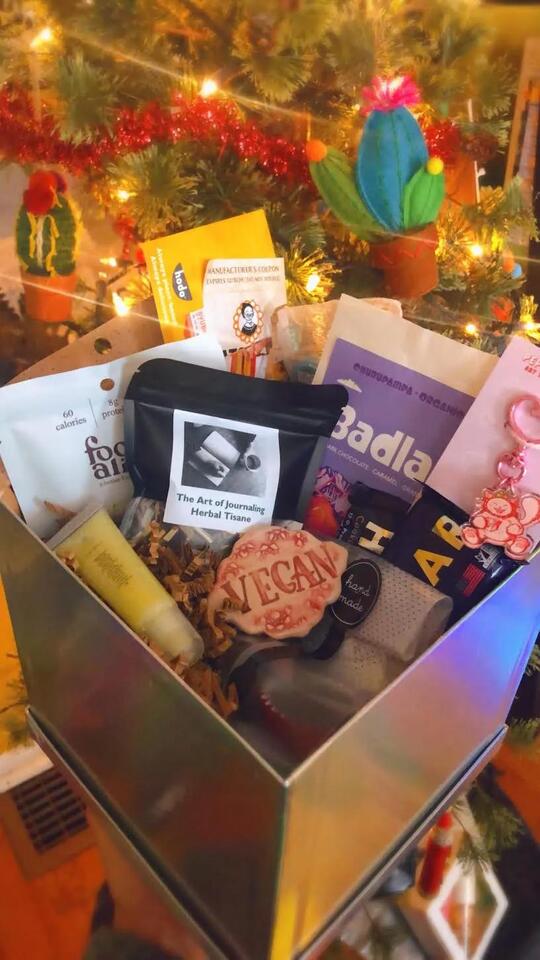 Boulder’s holiday market goes all-in on vegan treats