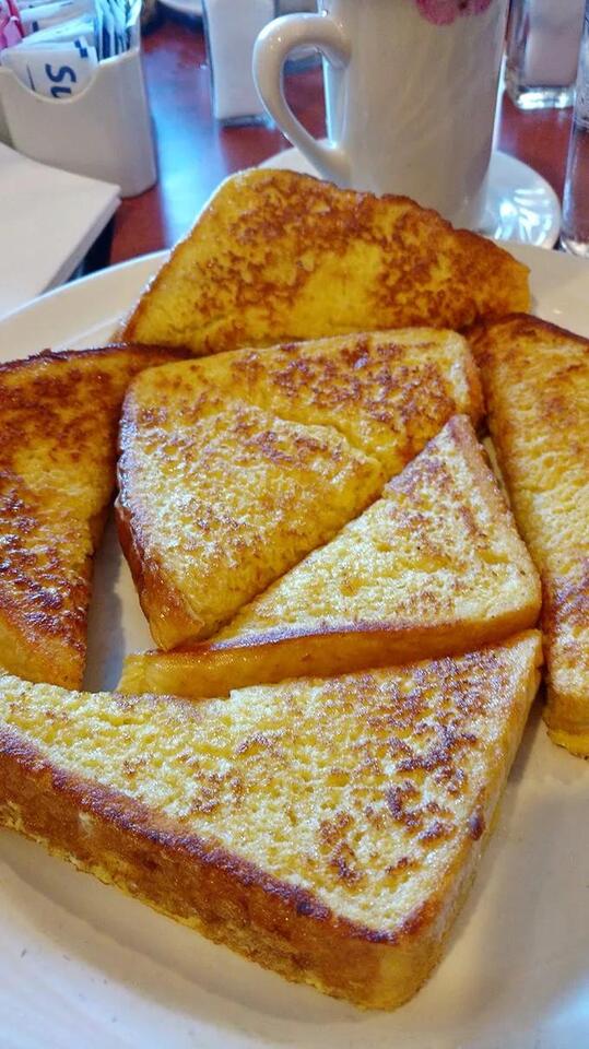 Chicago’s breakfast spot locals swear by