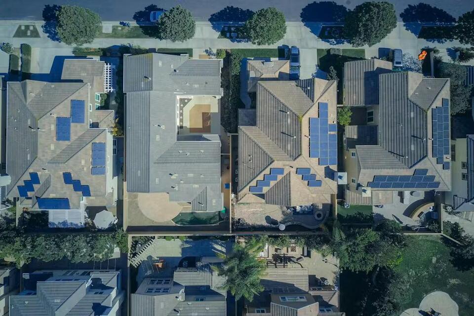 Why Are Aussie Home Batteries So Huge?