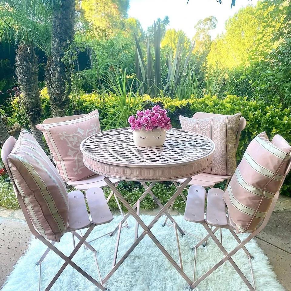 Lacey Chabert’s home is Christmas by October