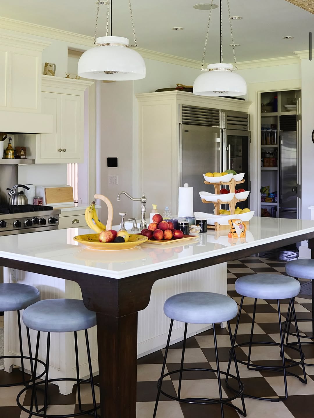 Baldwins’ Hamptons mansion hits market—again