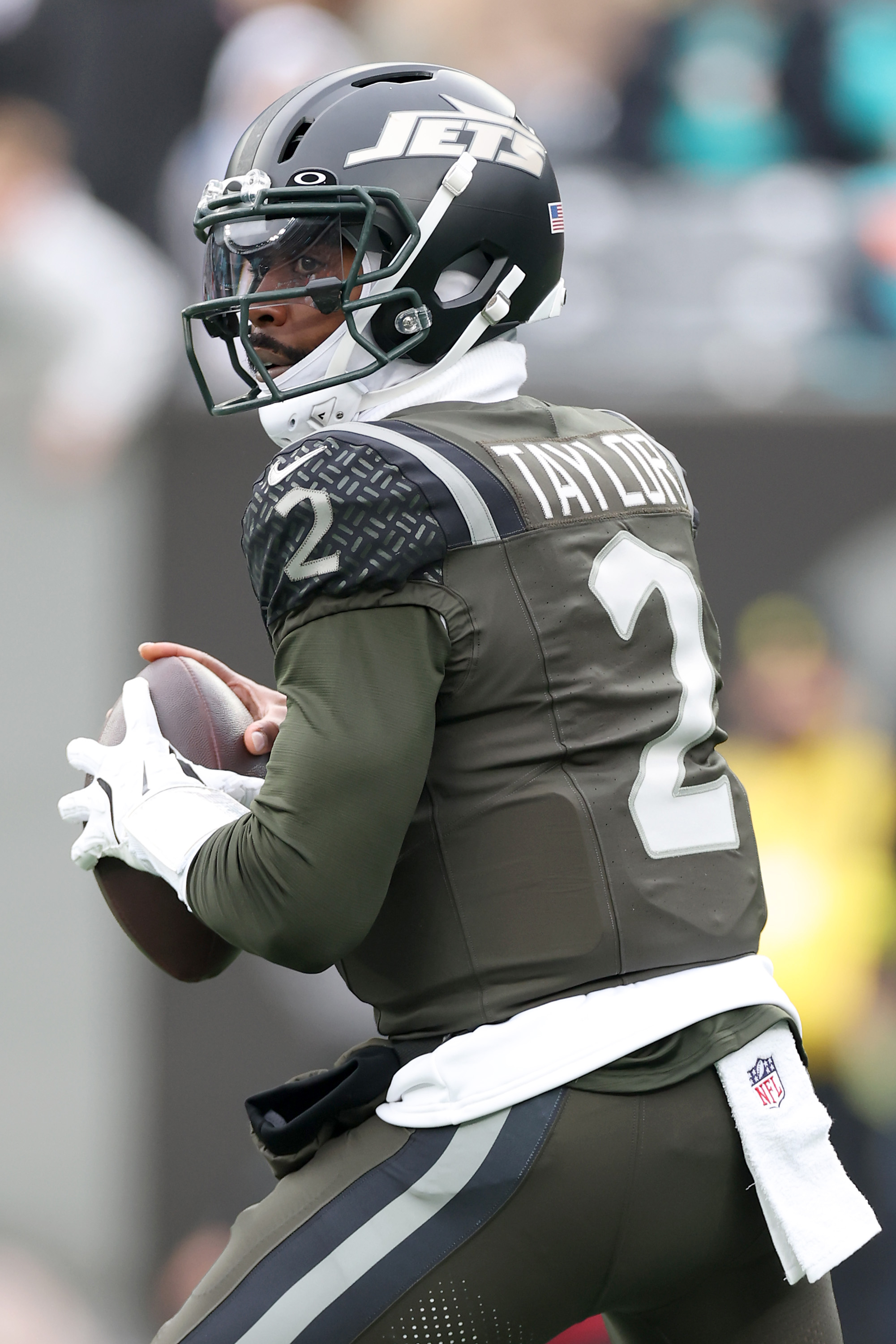 Jets QB room becomes an injury ward again