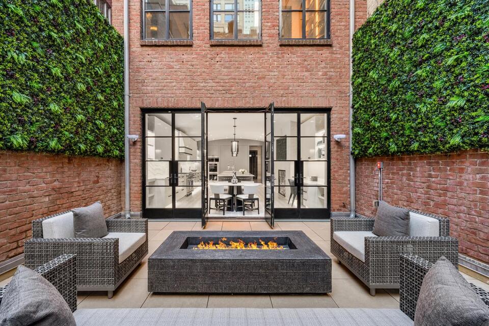 NYC townhouse drops $10M—still a jaw-dropper
