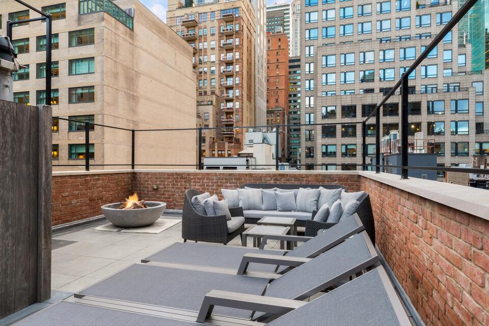 NYC townhouse drops $10M—still a jaw-dropper